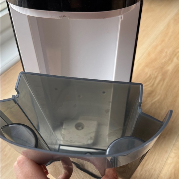 Baby Brezza Formula Pro Advanced Formula Dispenser - Picture 5 of 6